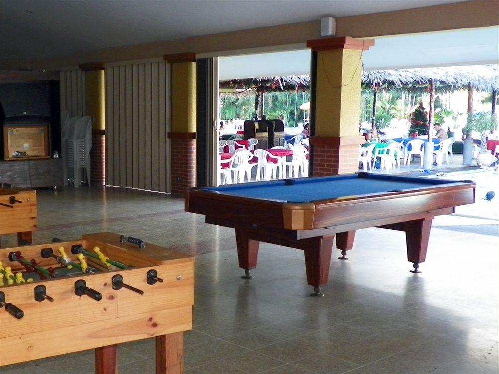 Hotel Suerre Guápiles Dış mekan fotoğraf