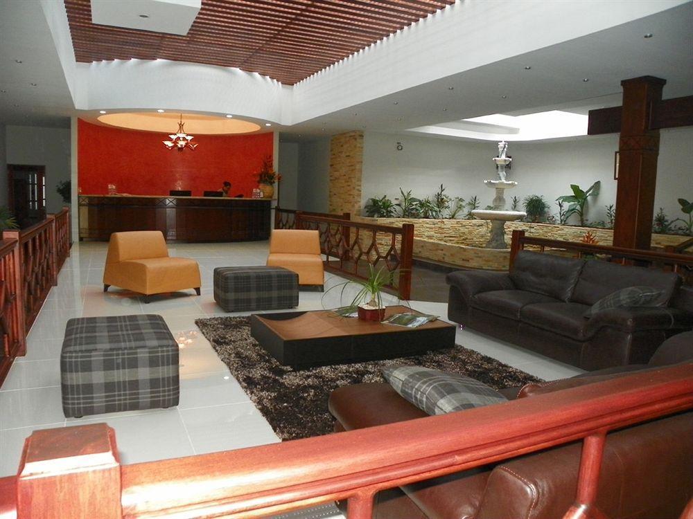 Hotel Suerre Guápiles Dış mekan fotoğraf