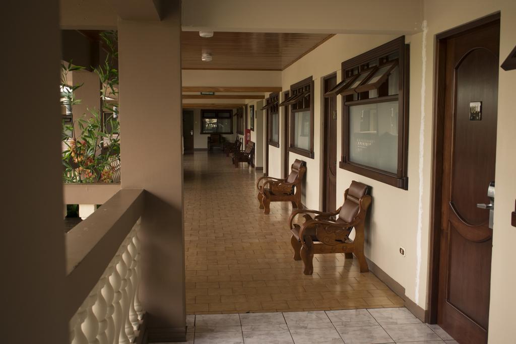 Hotel Suerre Guápiles Dış mekan fotoğraf