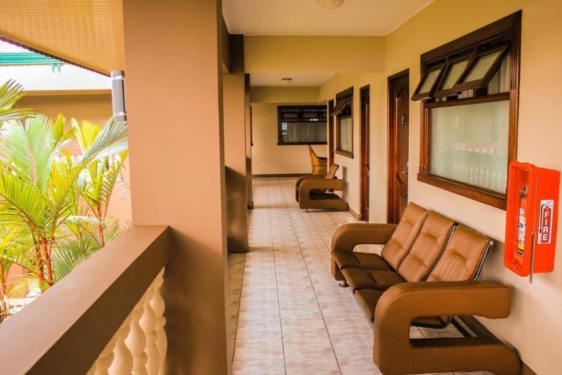 Hotel Suerre Guápiles Dış mekan fotoğraf