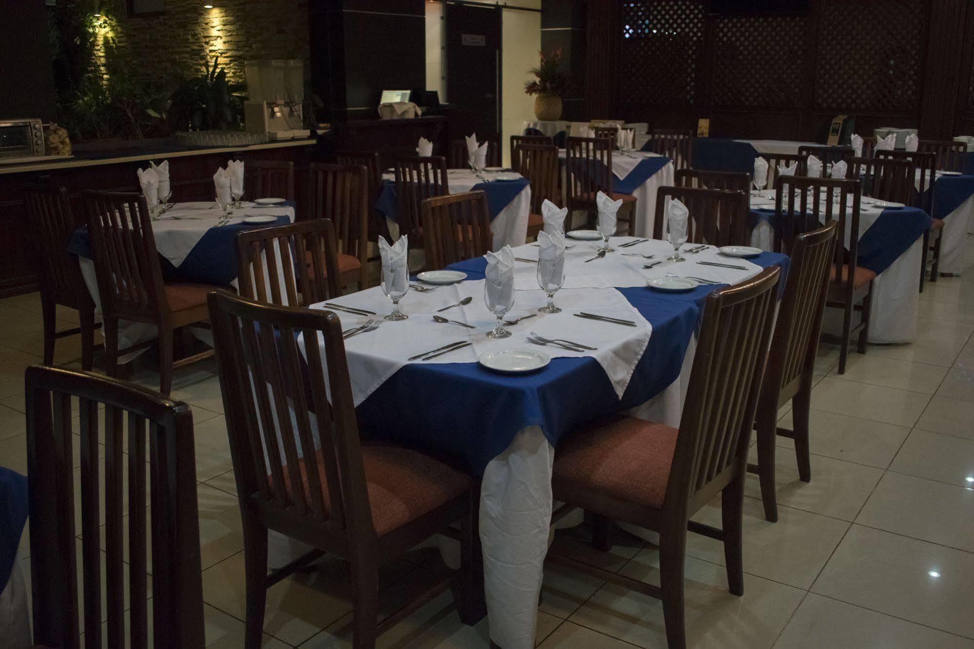Hotel Suerre Guápiles Dış mekan fotoğraf