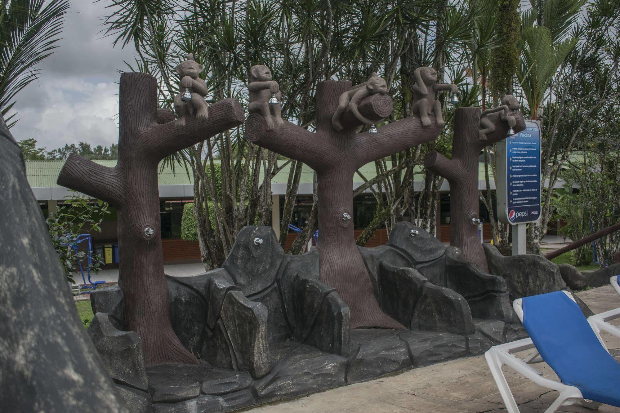 Hotel Suerre Guápiles Dış mekan fotoğraf
